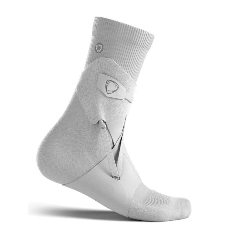 The BetterGuard Lite Sprunggelenkbandage für Sportler
